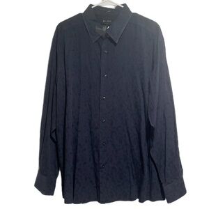 NWOT Axcess Navy Paisley Button Down